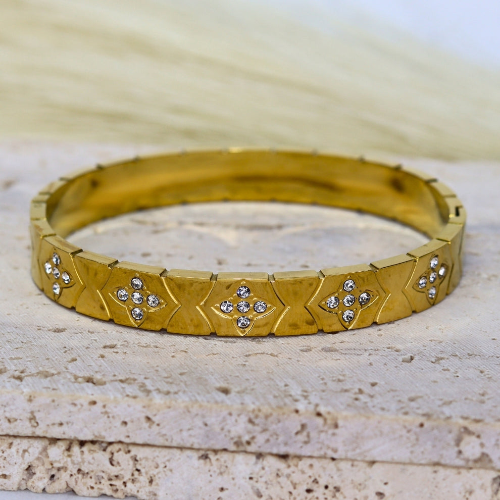 Flower Star Diamond Bangle