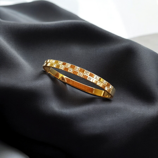 Radiant Stripe Diamond Kada