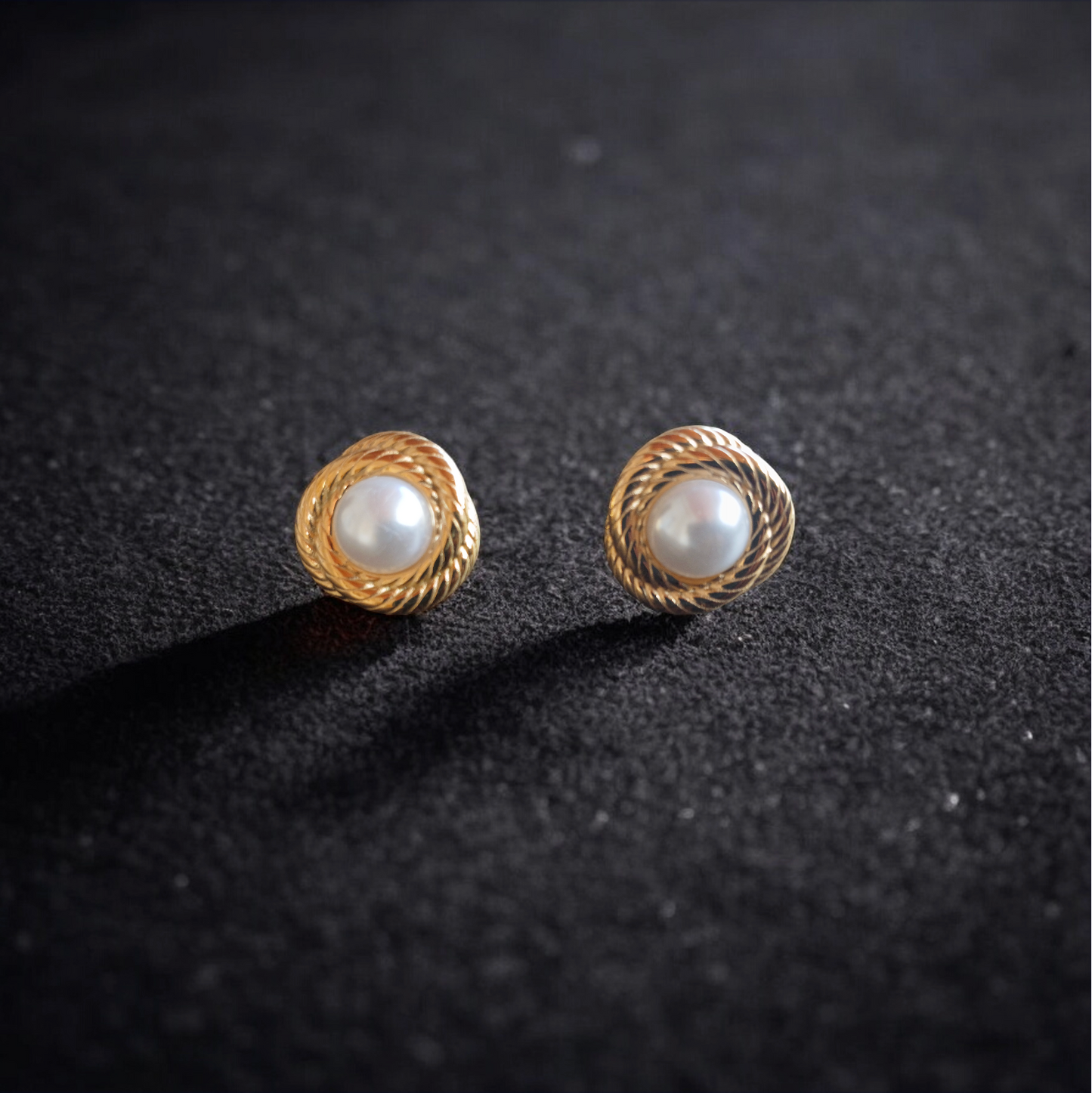 Intricate Mesh Pearl Earrings