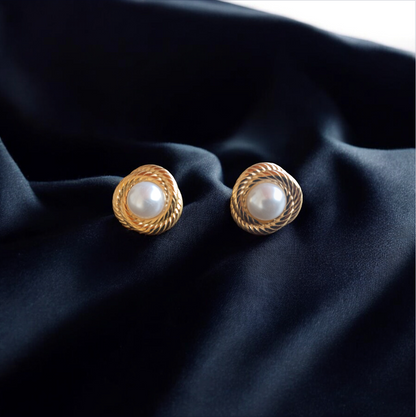 Intricate Mesh Pearl Earrings