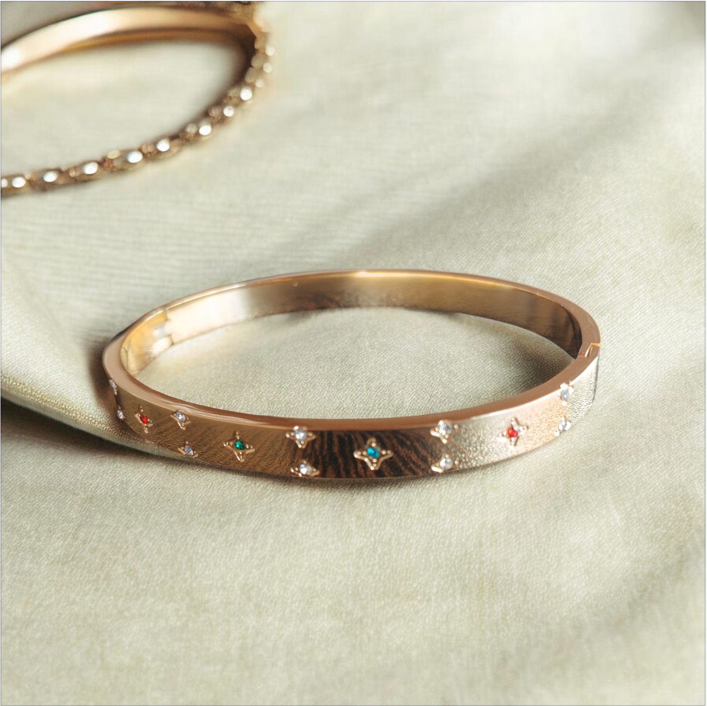 Sparkling Star Charm Bangle