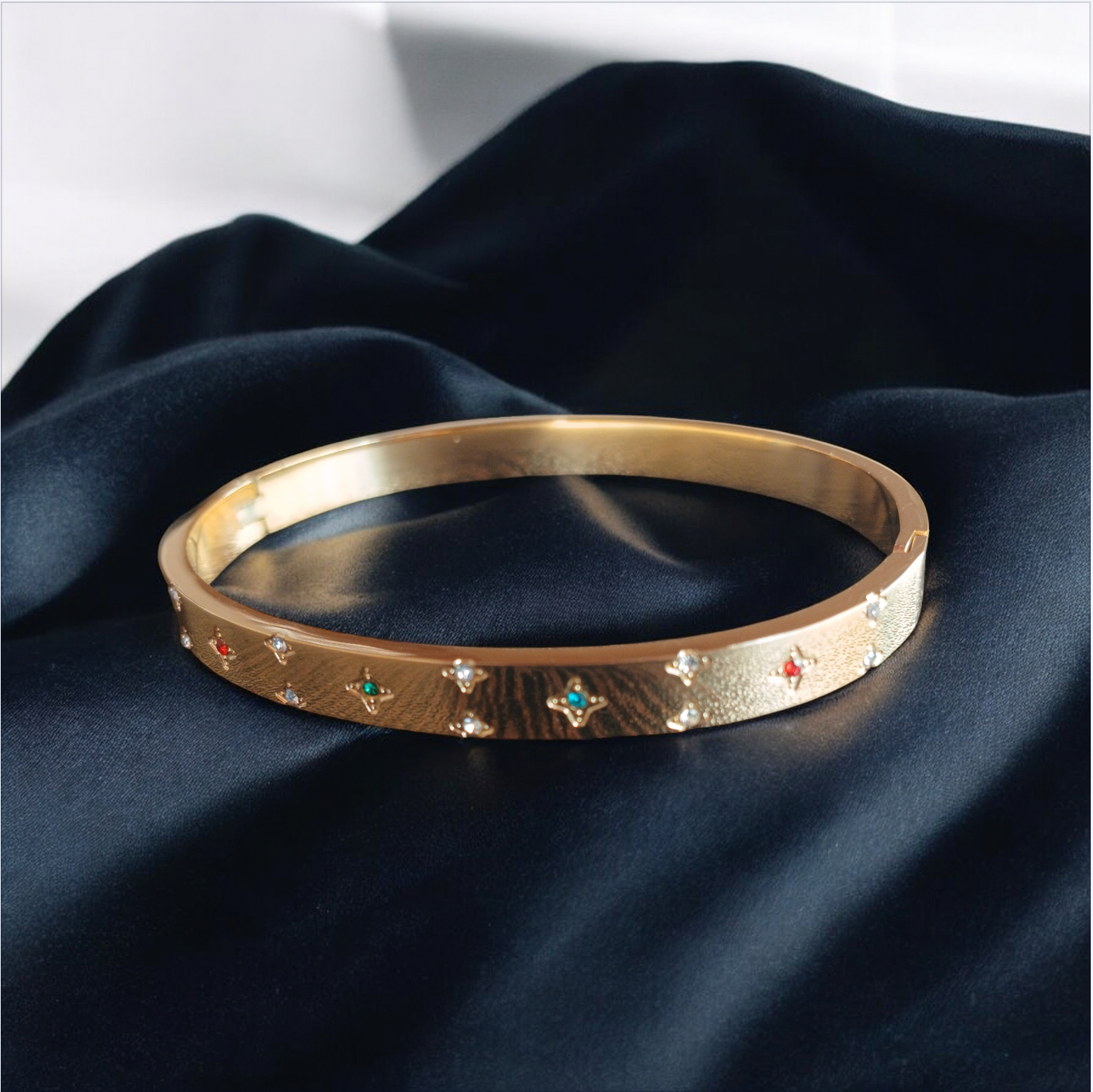 Sparkling Star Charm Bangle